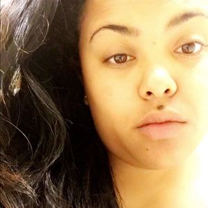 Meet your Posher, Raynell